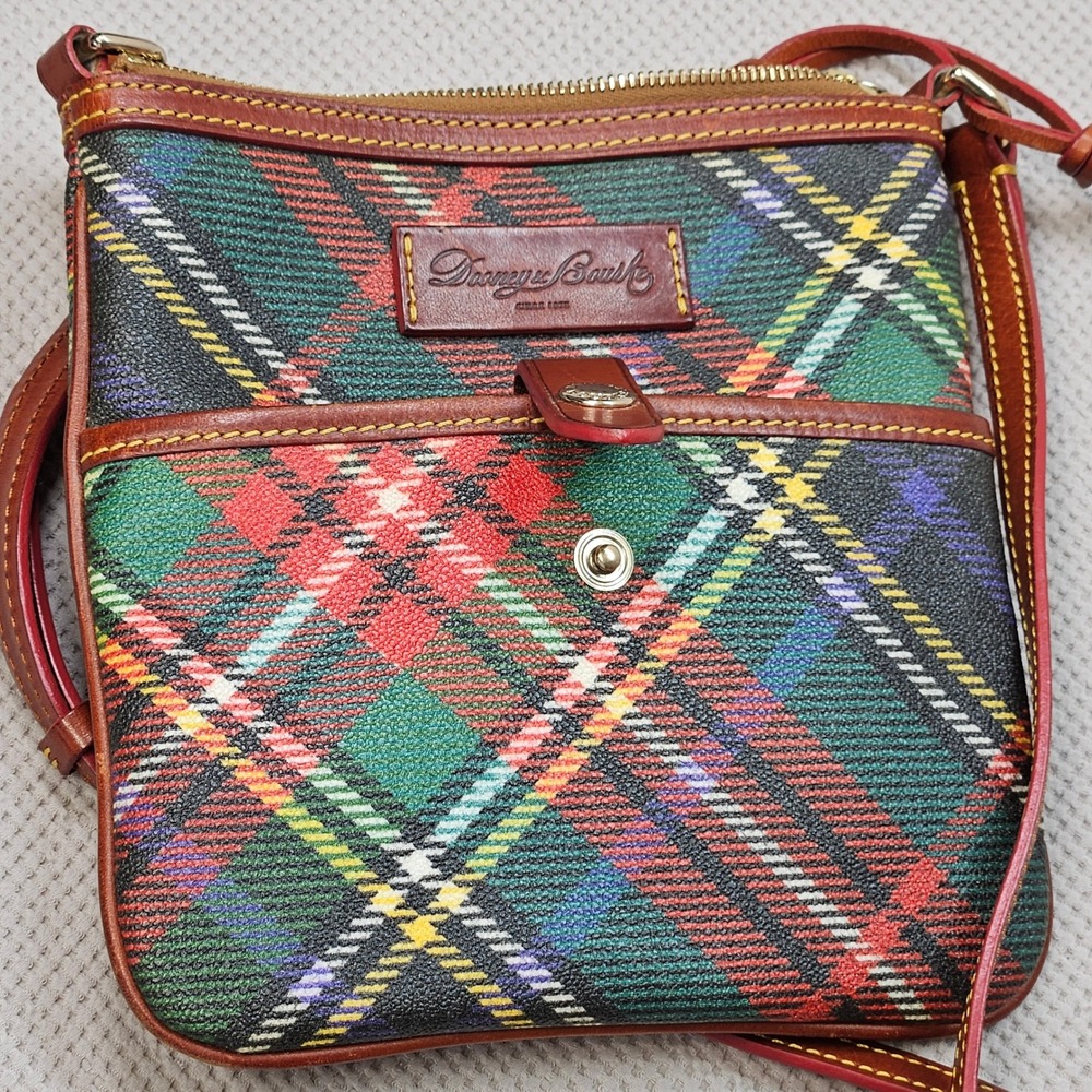 Dooney & Bourke Tartan Plaid Coated Canvas Leather Crossbody Bag Green Red Multi - Picture 4 of 16
